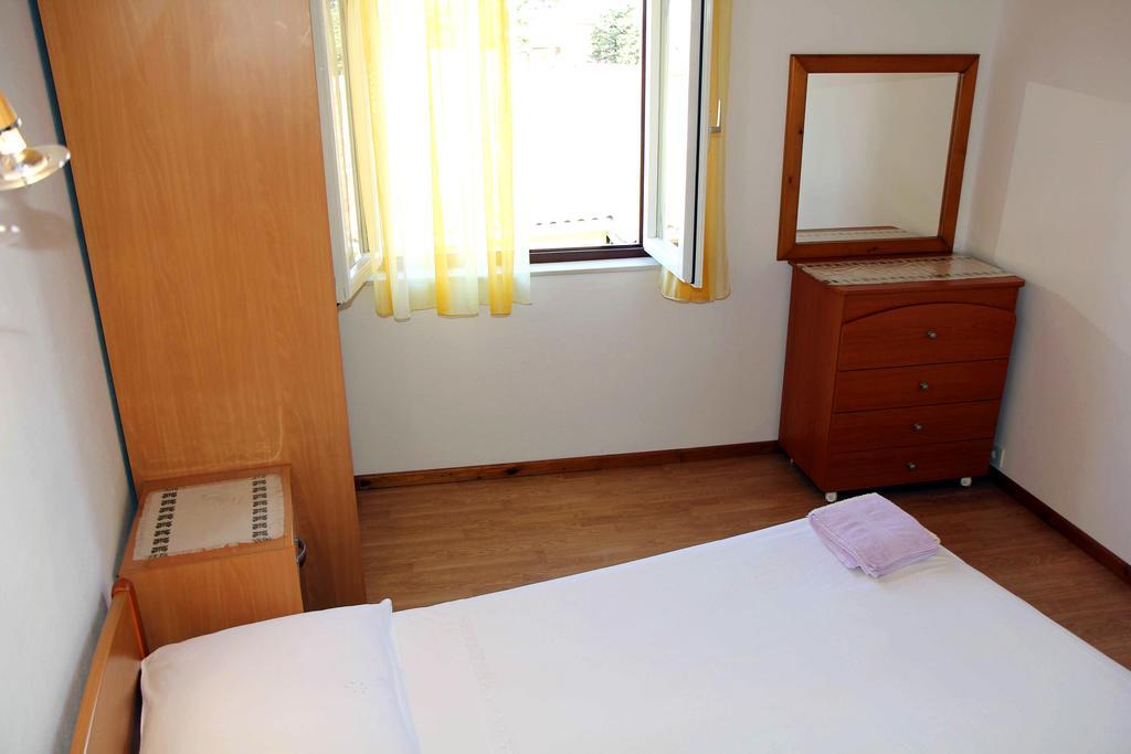 Apartments J&R Babara Biograd Na Moru Room photo