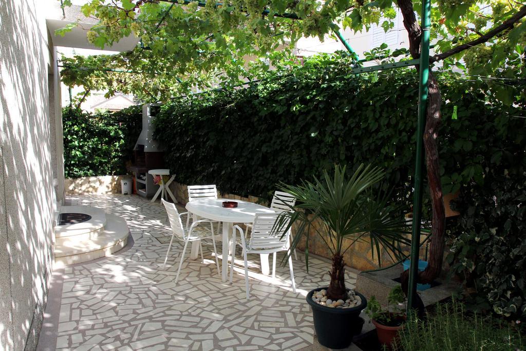 Apartments J&R Babara Biograd Na Moru Exterior photo
